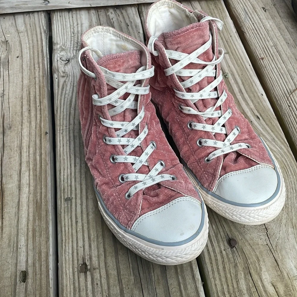 Converse Chuck Taylor Pink Velvet Glitter High Top Sneakers Junior 6